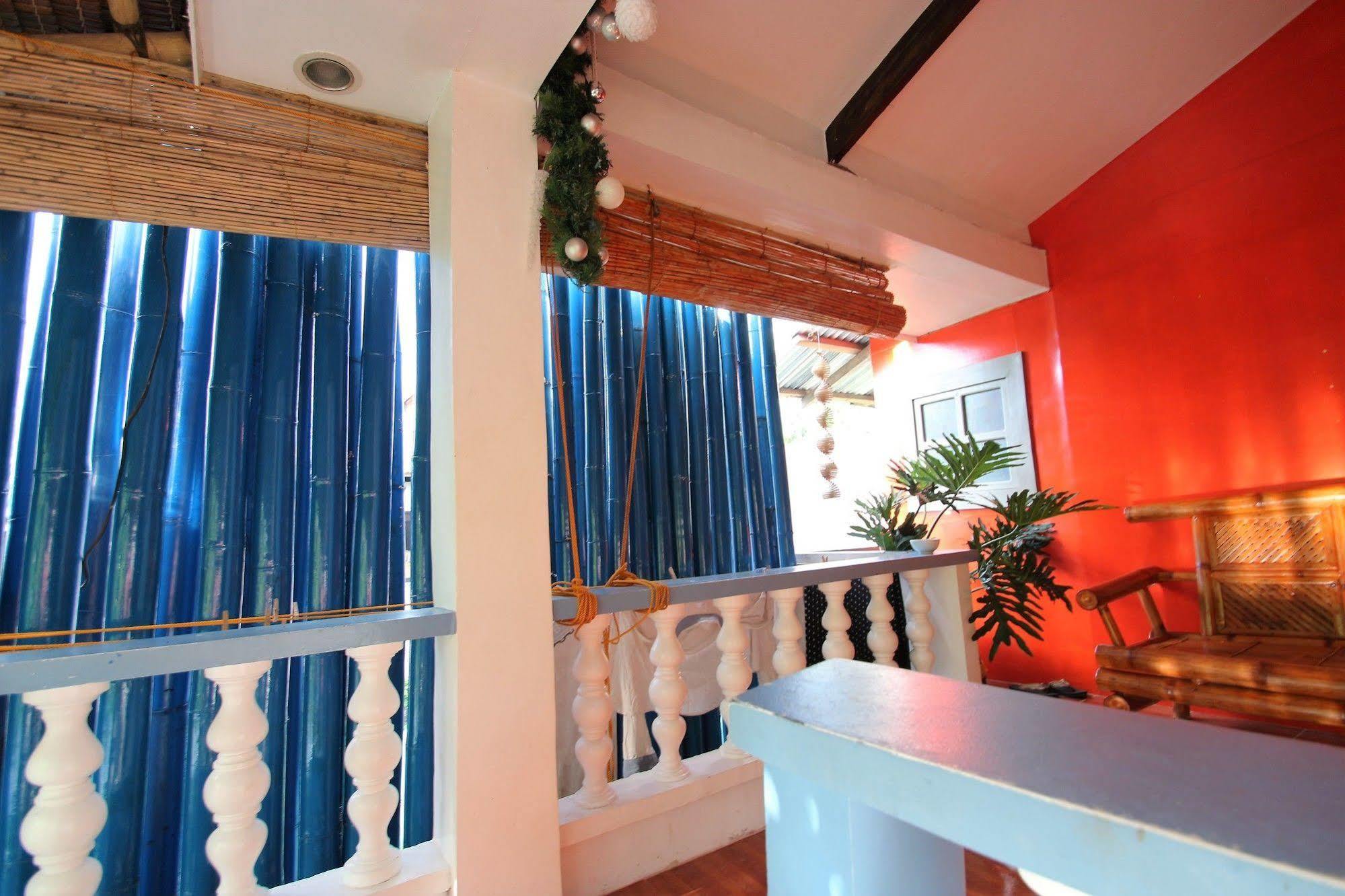 Blue Bamboo Hotel Balabag  Экстерьер фото