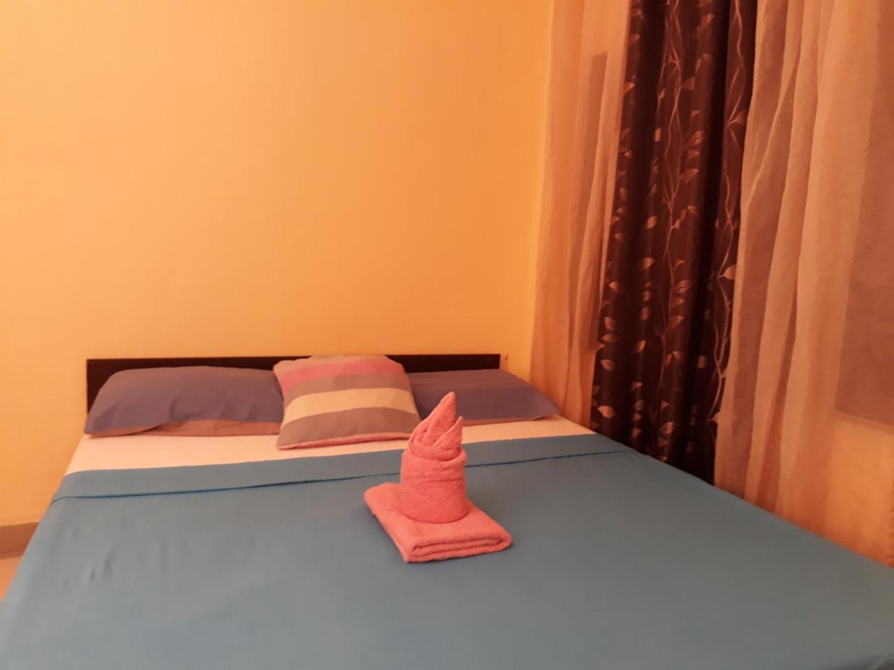 Blue Bamboo Hotel Balabag  Экстерьер фото