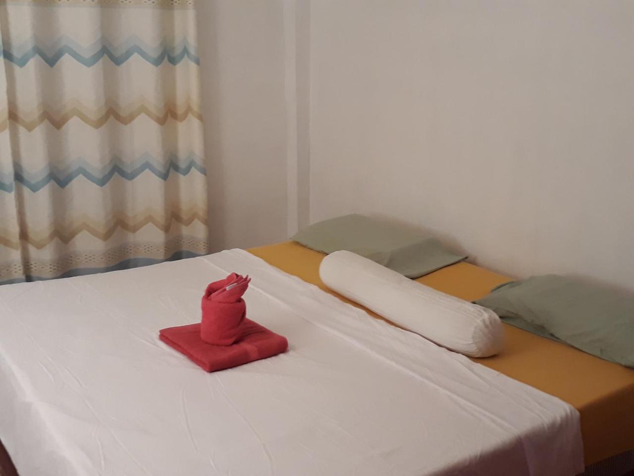 Blue Bamboo Hotel Balabag  Экстерьер фото