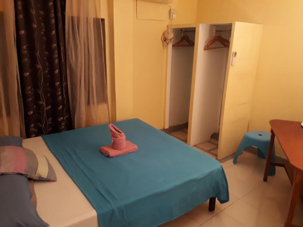 Blue Bamboo Hotel Balabag  Экстерьер фото